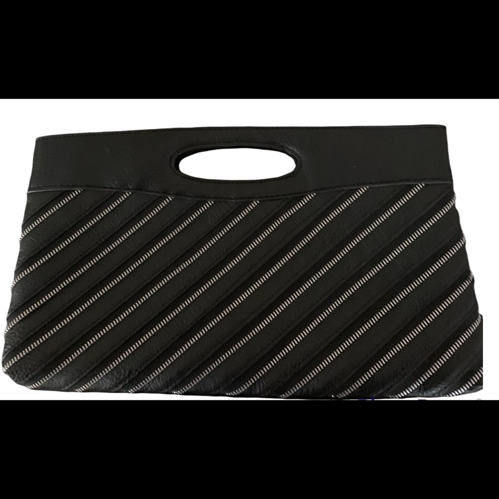 Black Clutch